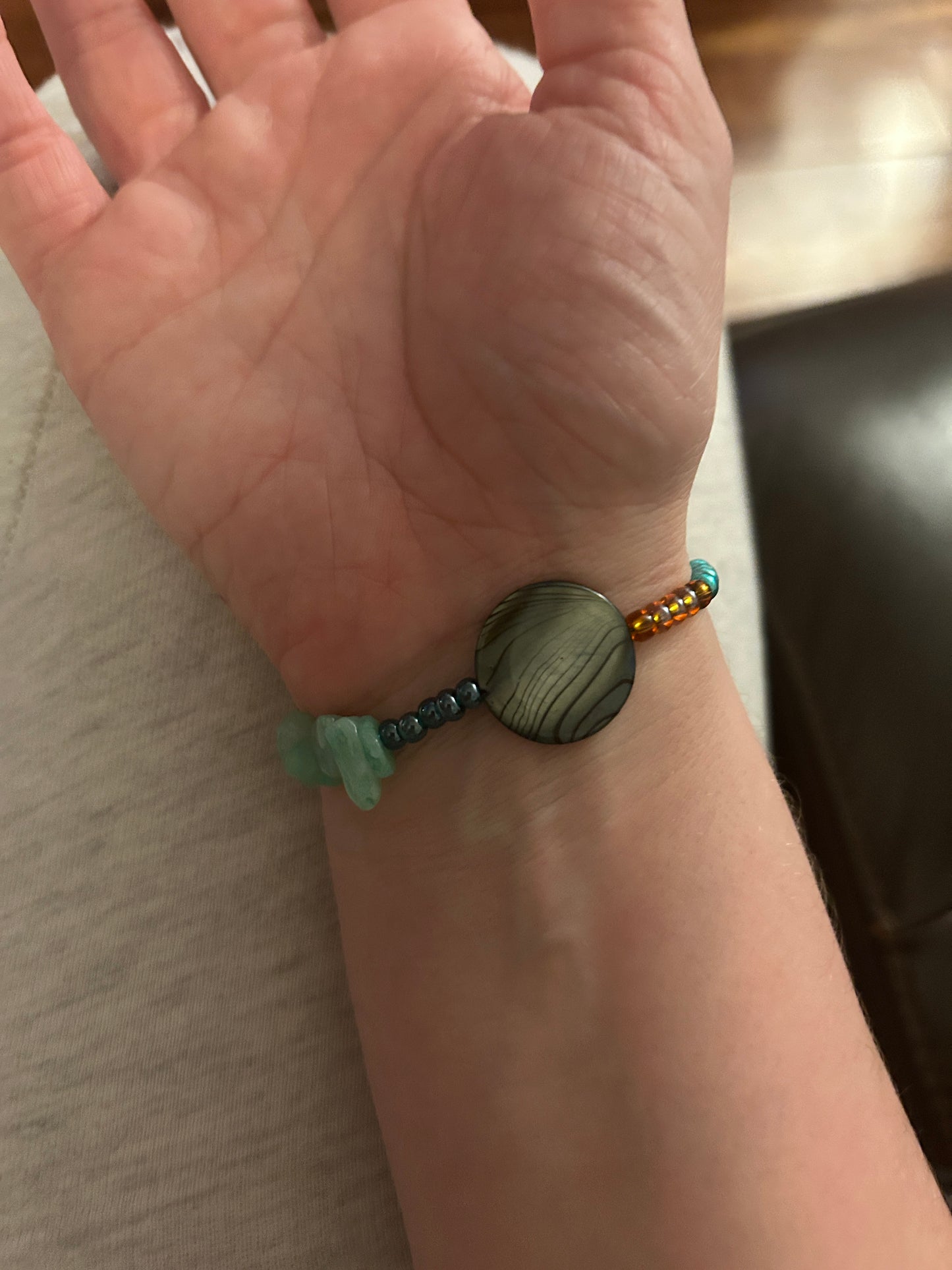 Glass seashell bracelet